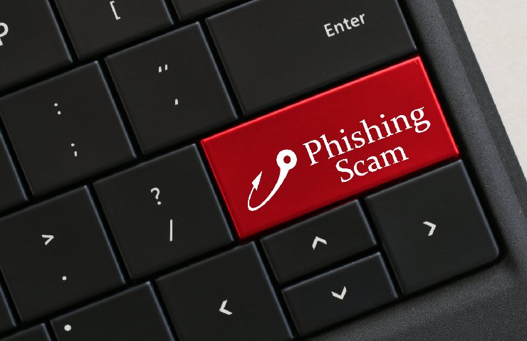 Tastiera con phishing