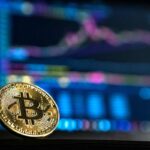 Bitcoin tocca gli 83.000$ tra slancio rialzista e timori di dazi e recessione