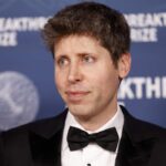 Sam Altman, in smoking, al Breakthrough Prize